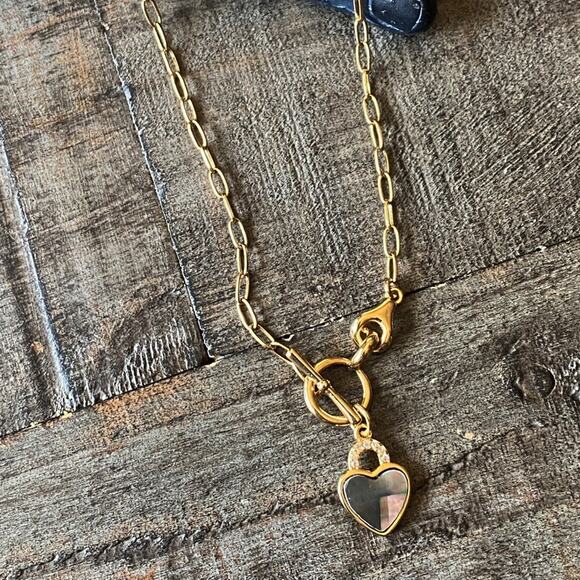 NEW FP x Luna Norte Mother Of Pearl Heart Toggle Necklace - Picture 2 of 8